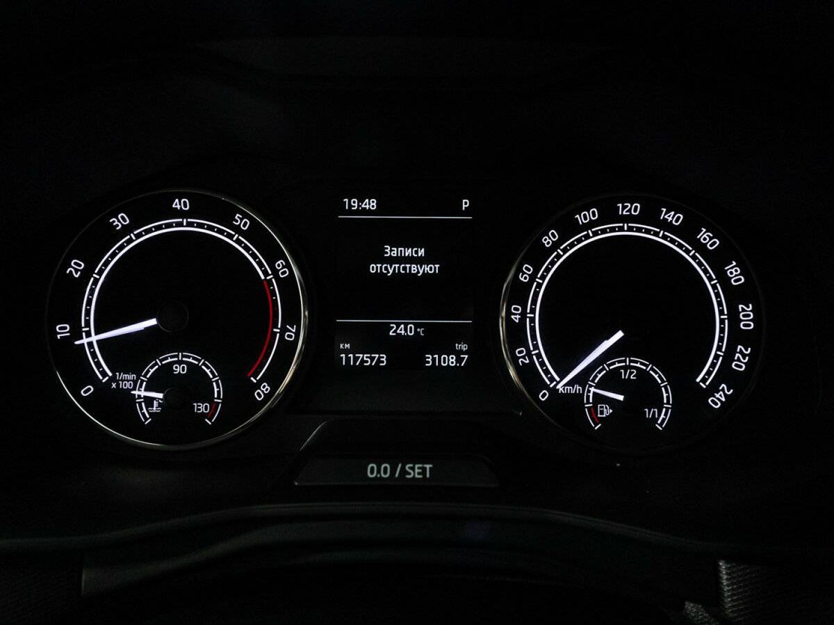 Б/У Шкода Рапид 2021 года. Фото: #11