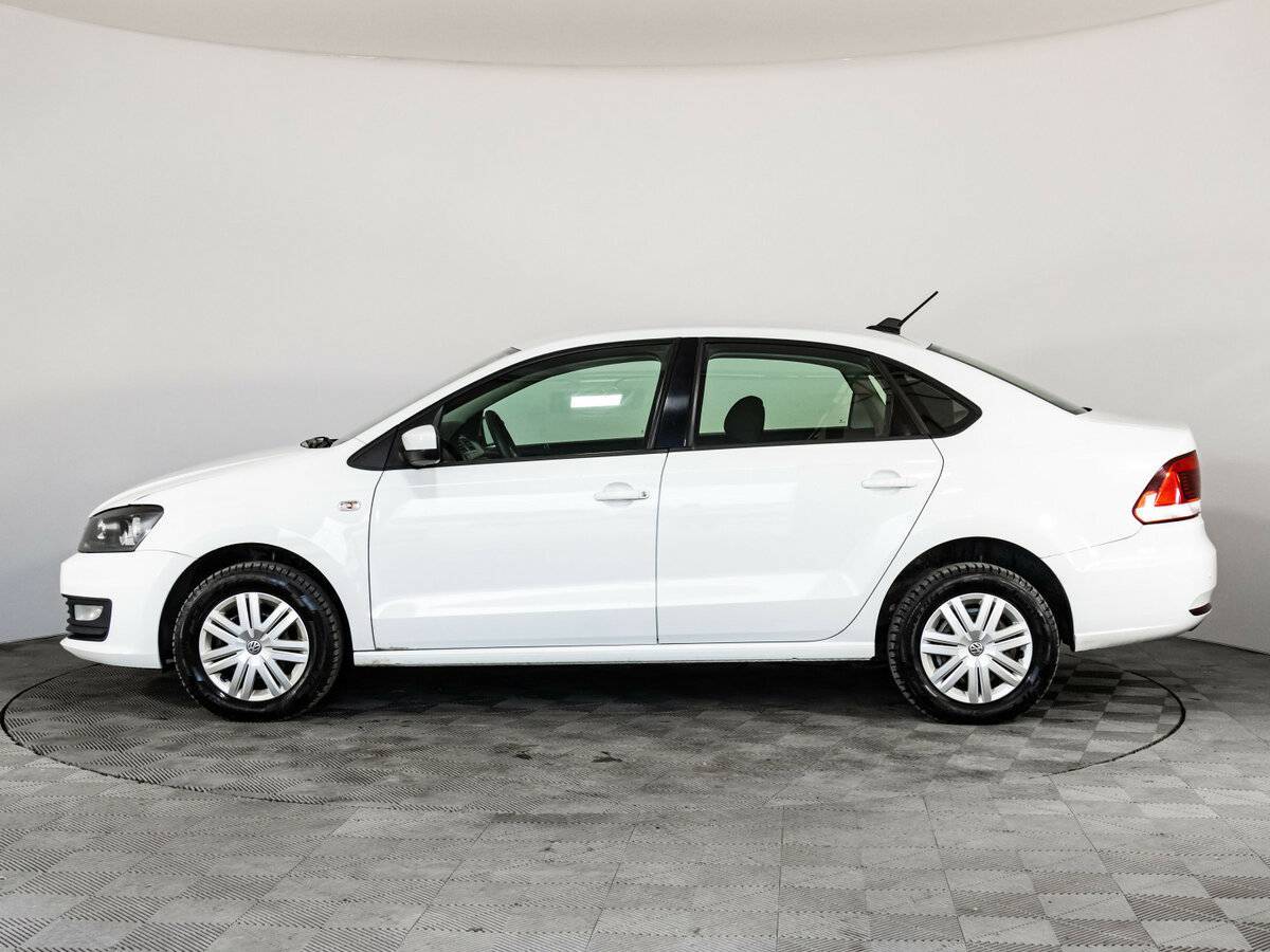 Б/У Фольксваген Поло 2017 года. Фото: #7