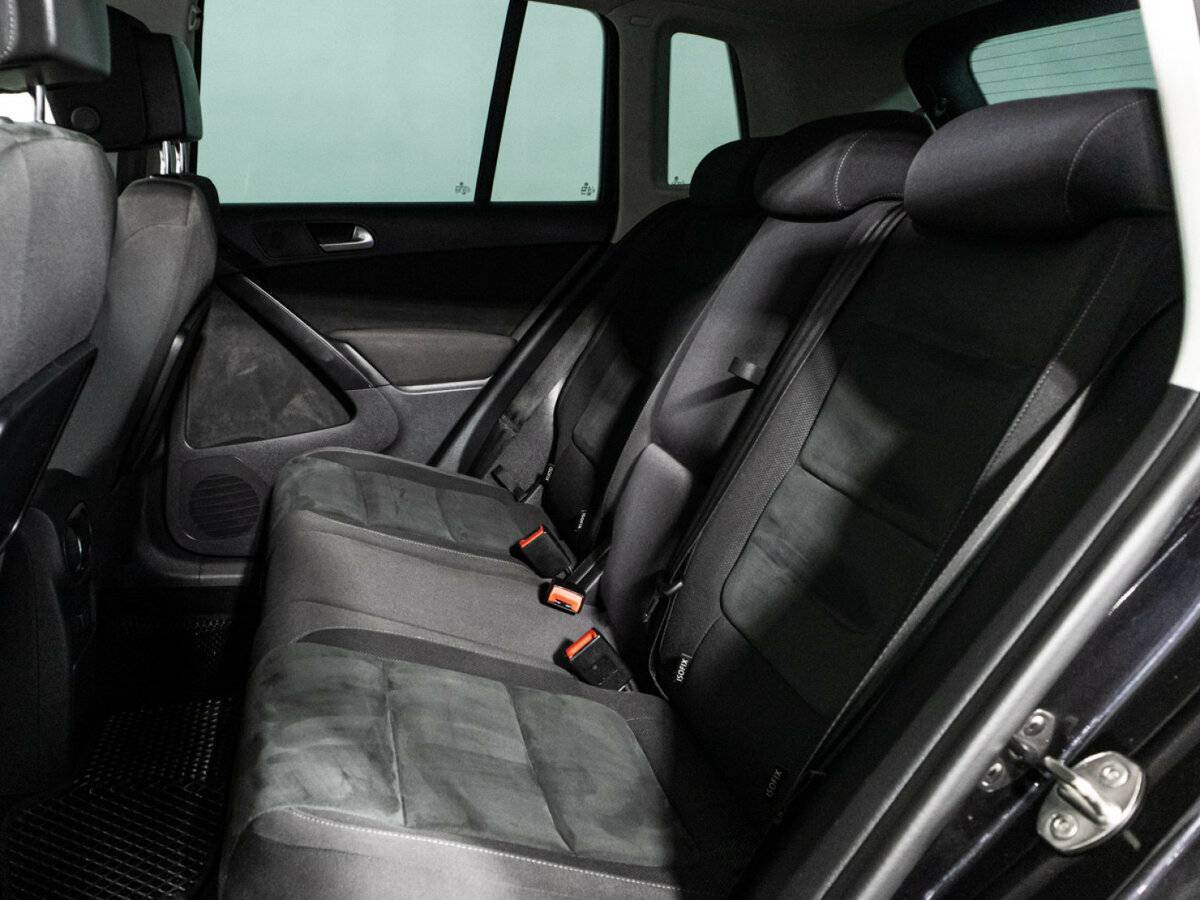 Б/У Фольксваген Тигуан 2016 года. Фото: #9