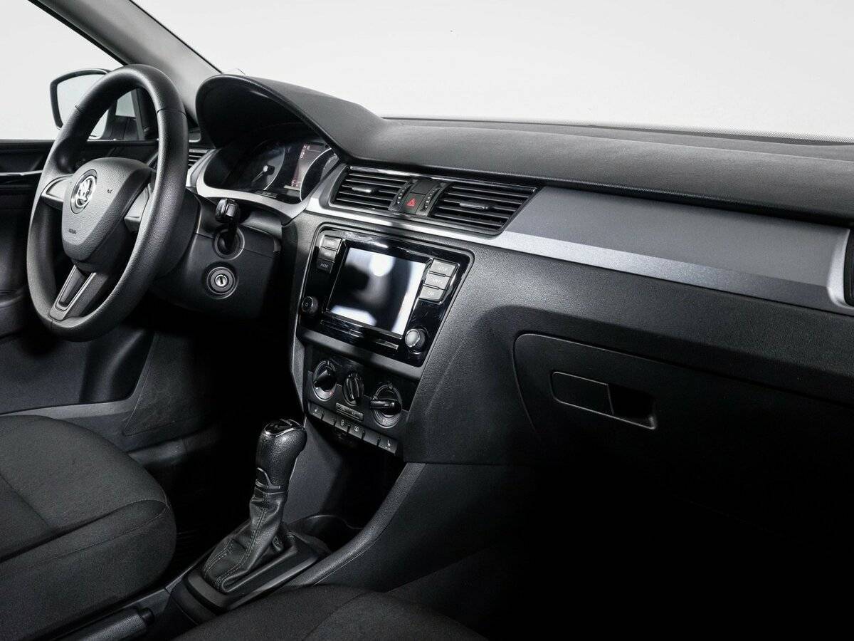 Б/У Шкода Рапид 2019 года. Фото: #8