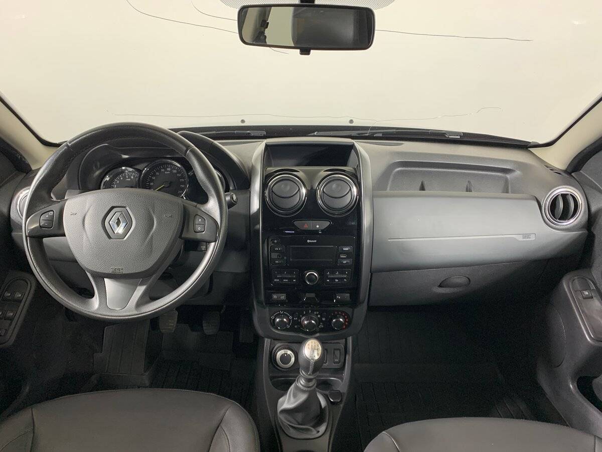 Б/У Рено Дастер 2017 года. Фото: #12