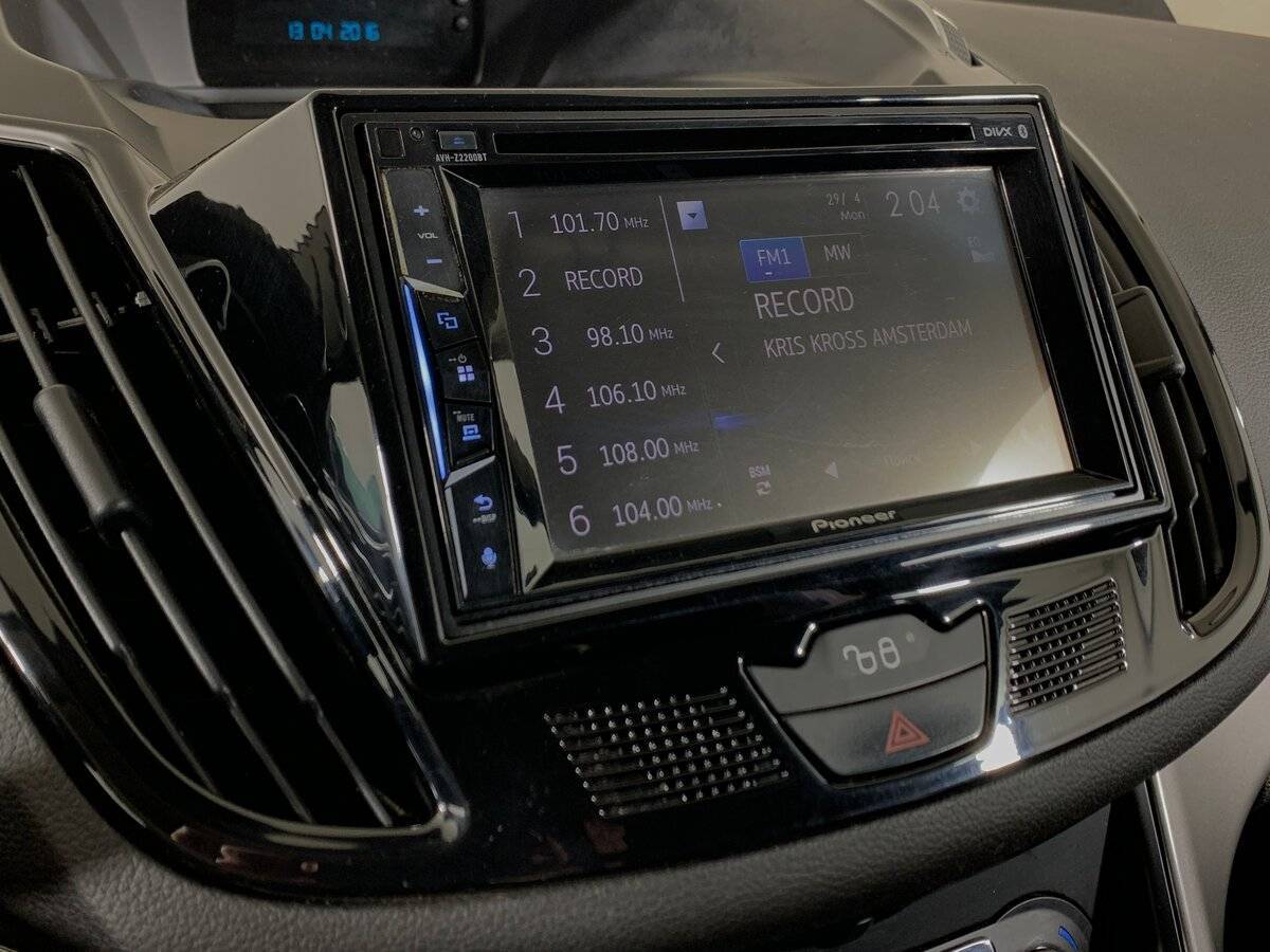 Б/У Форд Куга 2016 года. Фото: #14