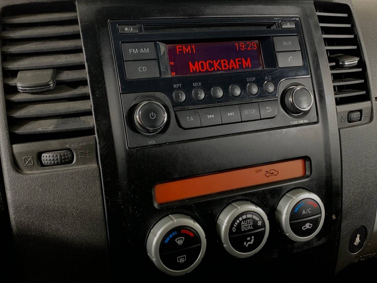 Б/У Ниссан Патфайндер 2013 года. Фото: #14