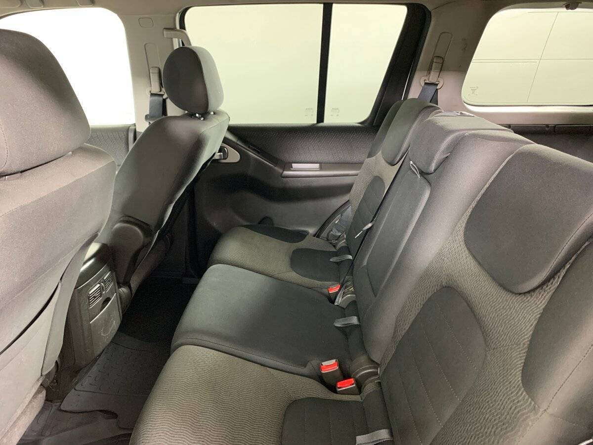 Б/У Ниссан Патфайндер 2013 года. Фото: #16