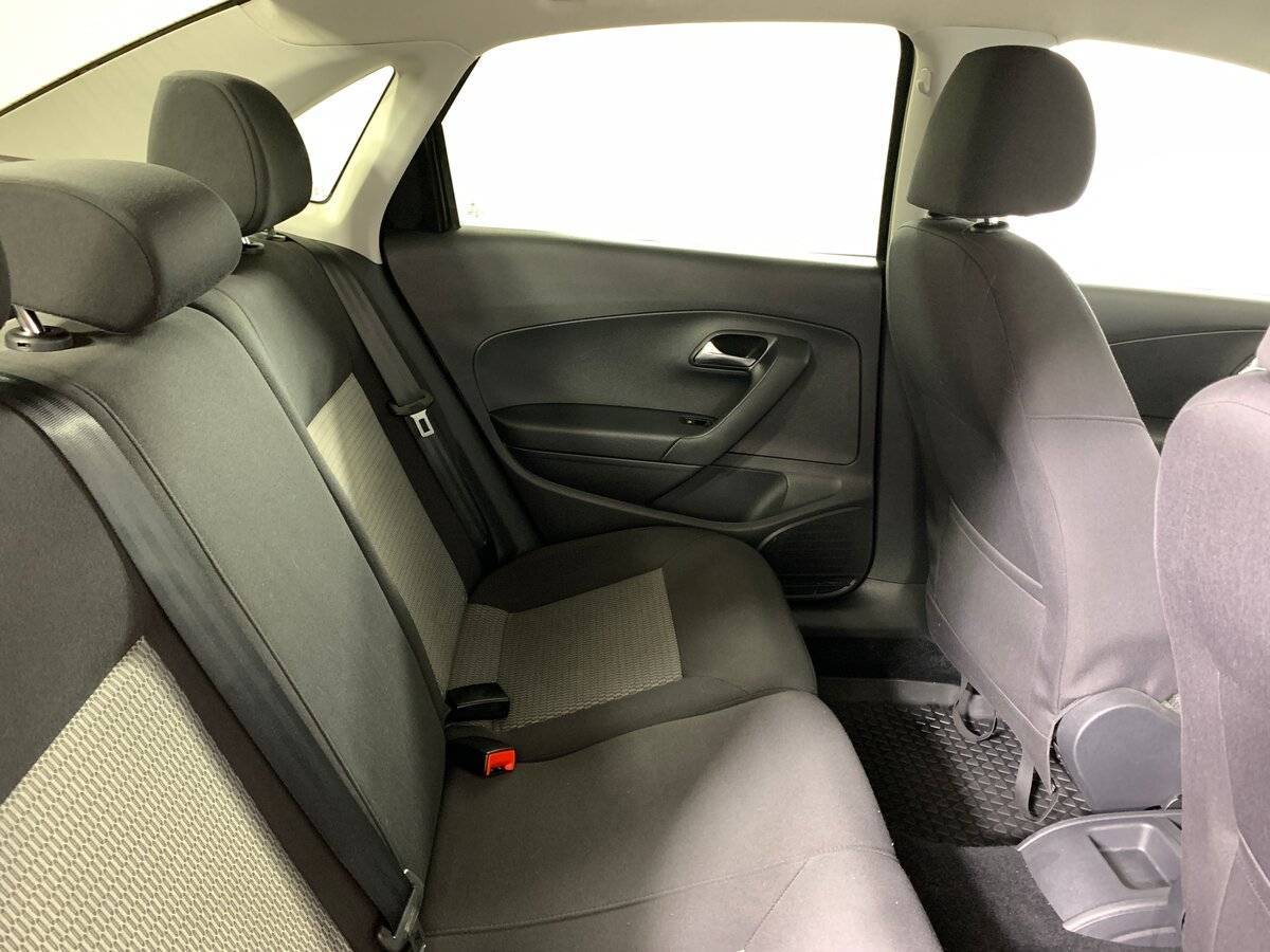 Б/У Фольксваген Поло 2014 года. Фото: #16