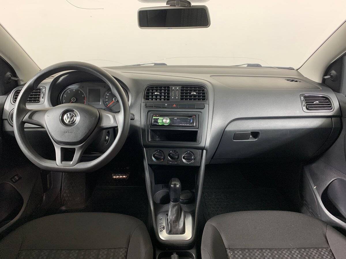 Б/У Фольксваген Поло 2017 года. Фото: #11