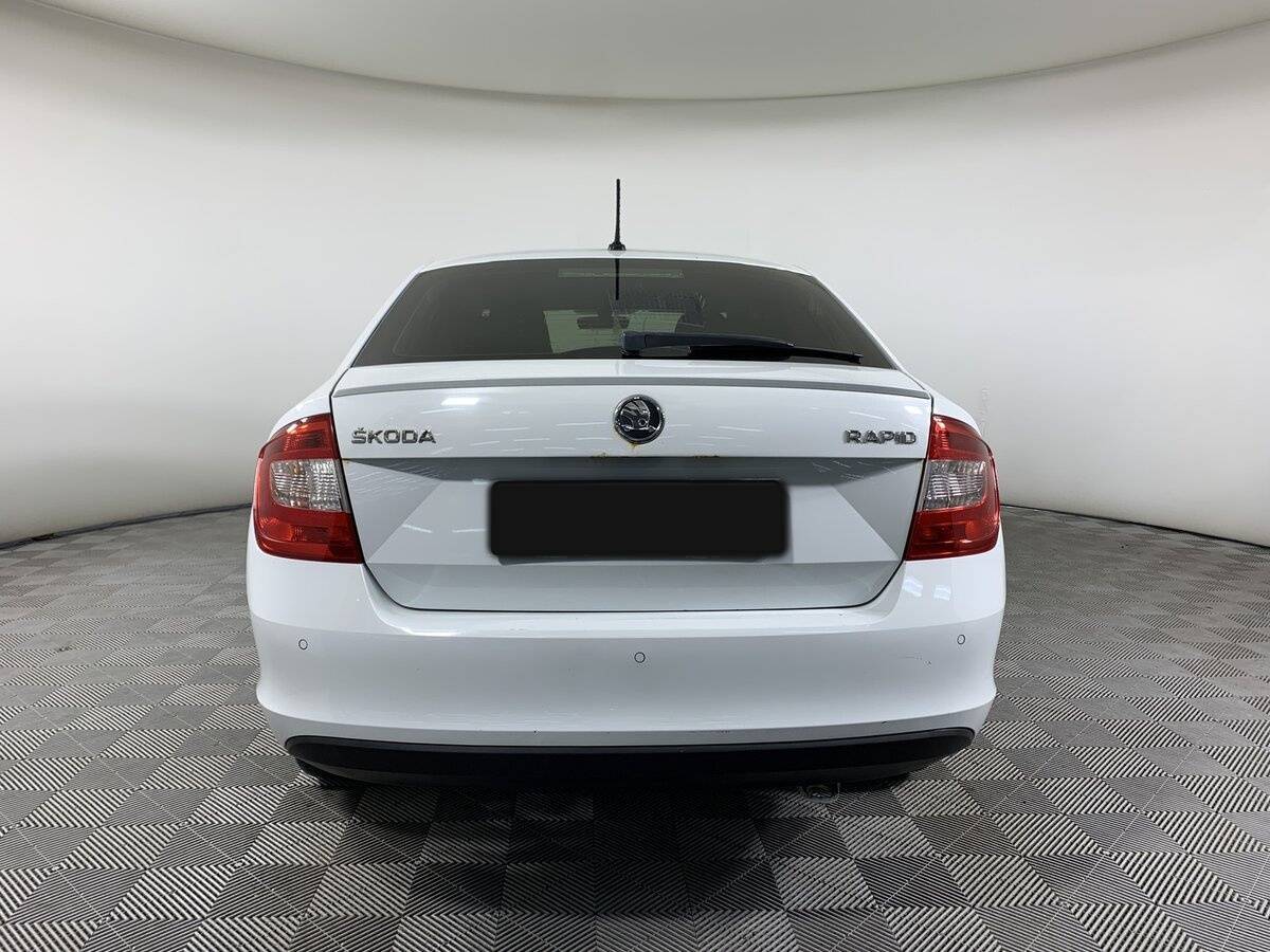 Б/У Шкода Рапид 2016 года. Фото: #5