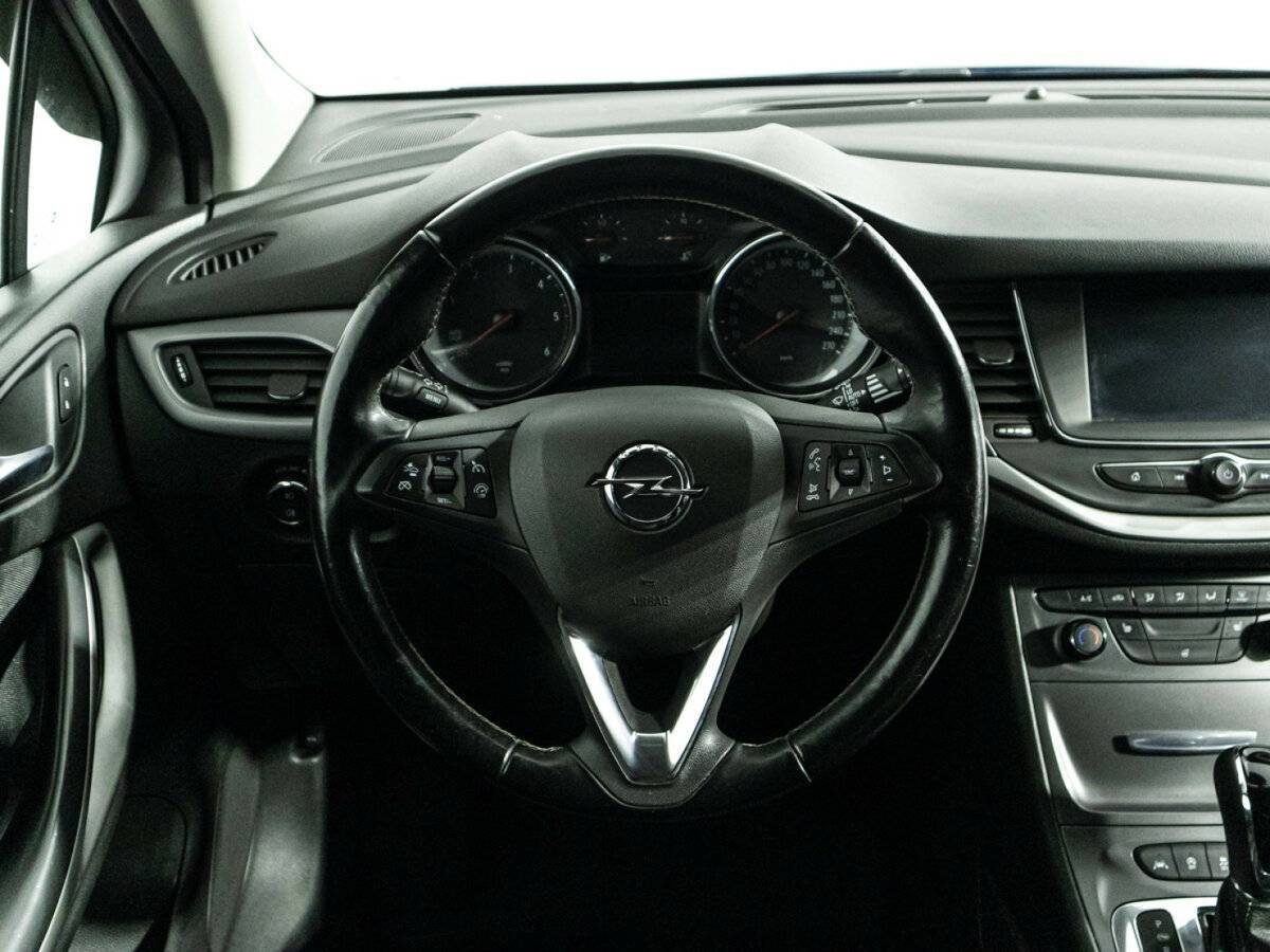 Б/У Опель Астра 2019 года. Фото: #16