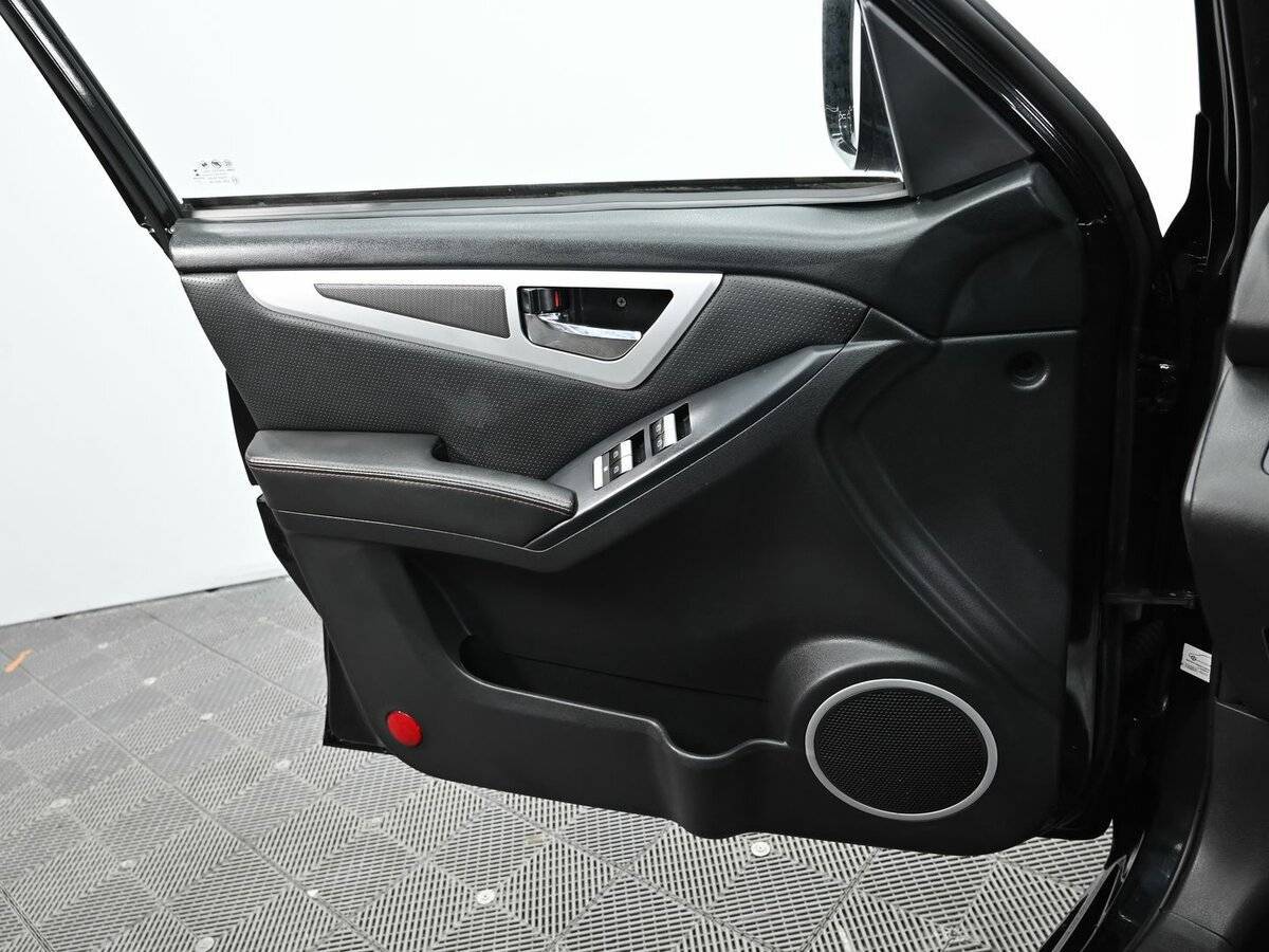 Б/У Лифан Икс60 2017 года. Фото: #4