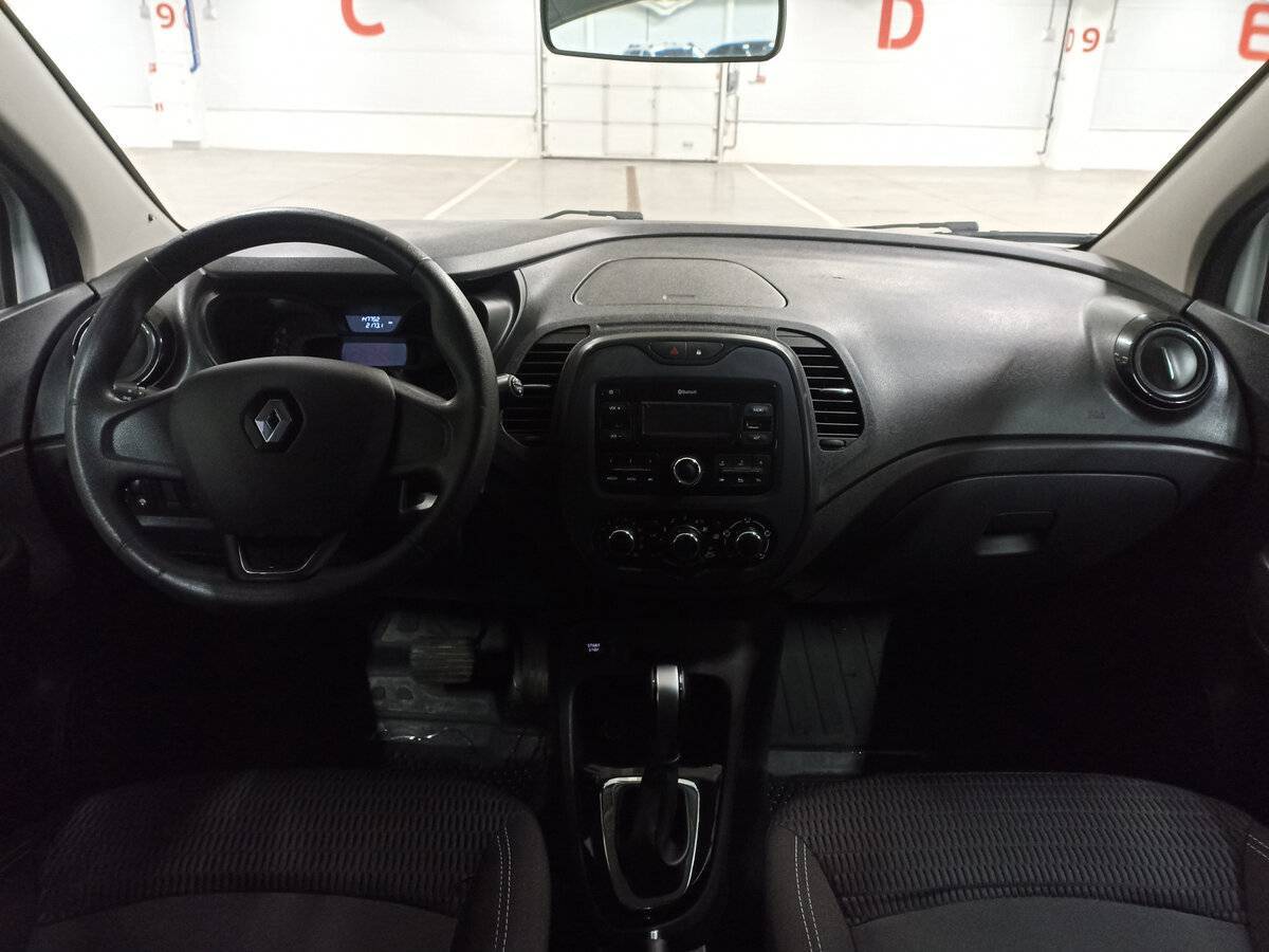 Б/У Рено Каптюр 2018 года. Фото: #13