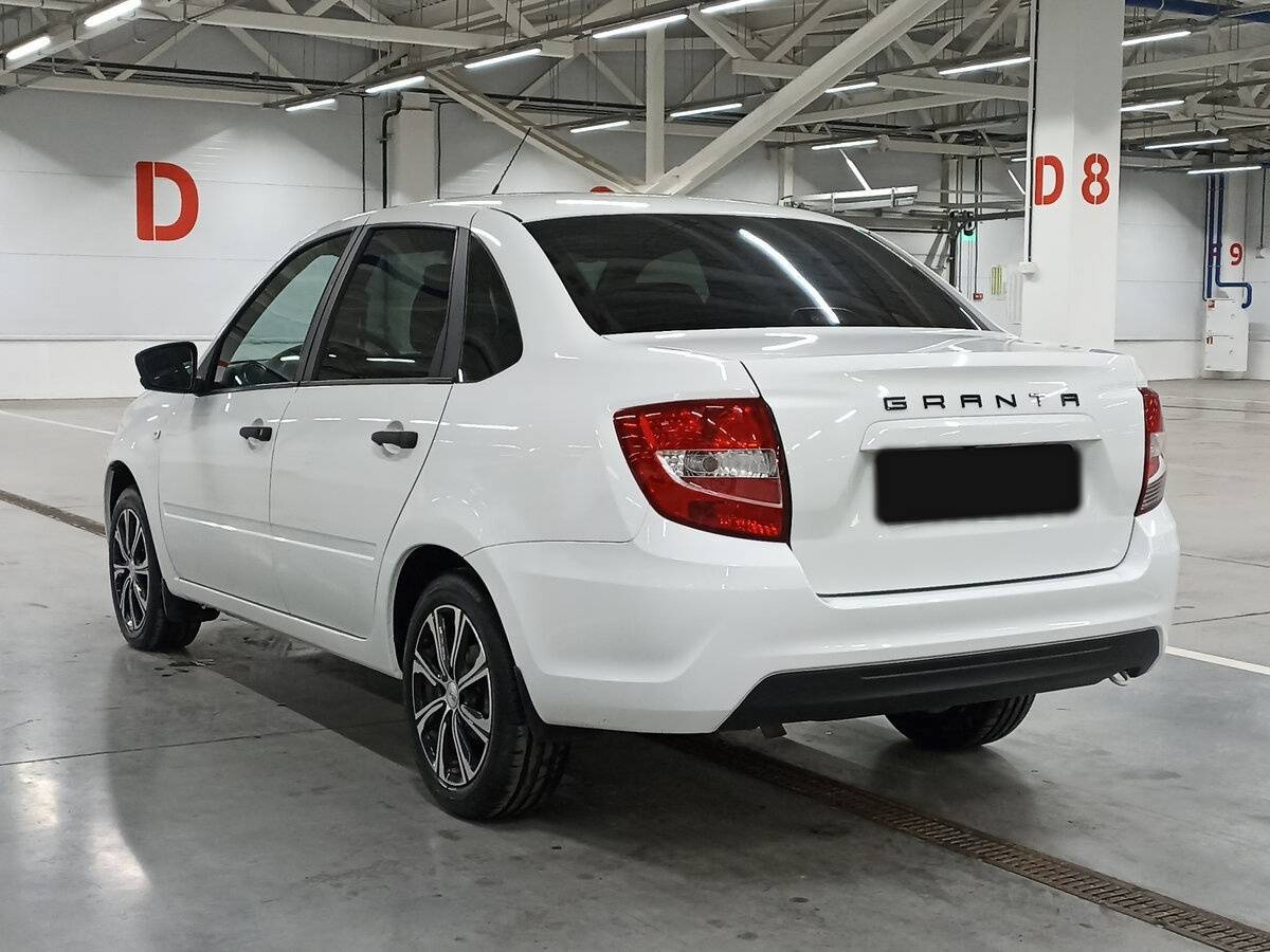 Б/У Лада (ВАЗ) Гранта 2021 года. Фото: #6