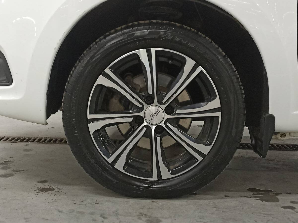 Б/У Лада (ВАЗ) Гранта 2021 года. Фото: #17