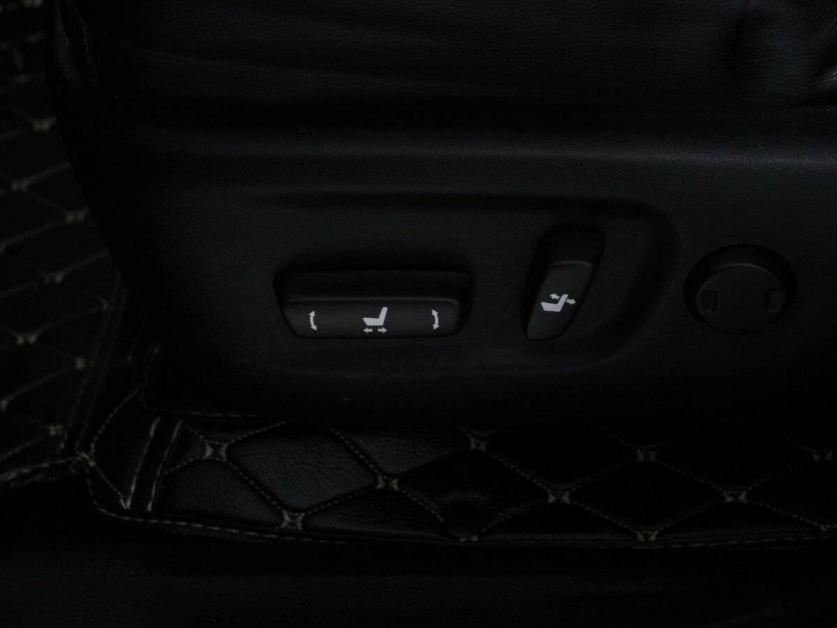 Б/У Тойота Рав4 2013 года. Фото: #18