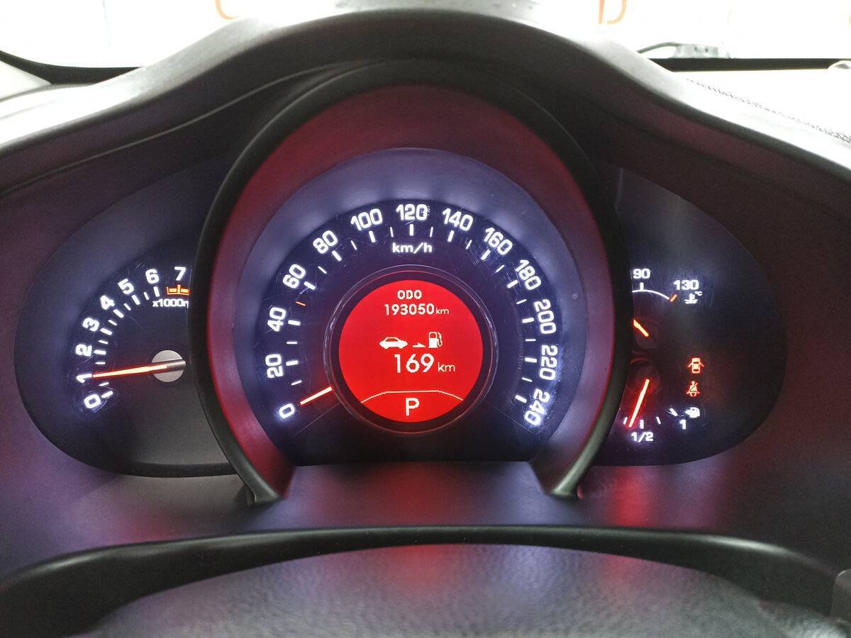 Б/У Киа Спортейдж 2013 года. Фото: #12