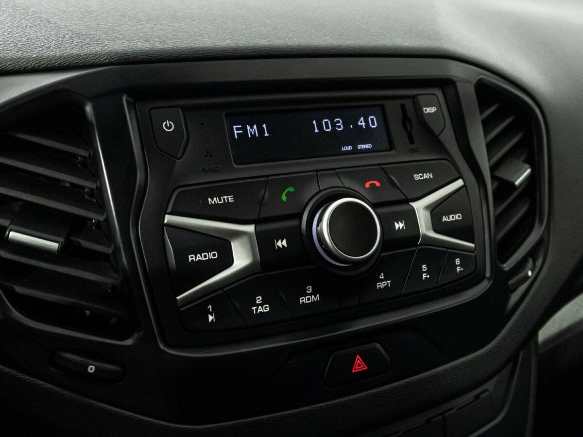 Б/У Лада (ВАЗ) Веста 2019 года. Фото: #15