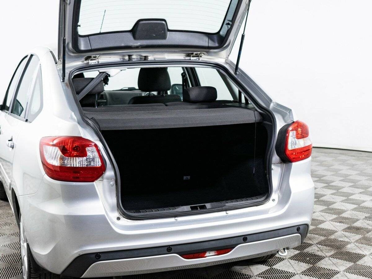 Б/У Лада (ВАЗ) Гранта 2020 года. Фото: #8