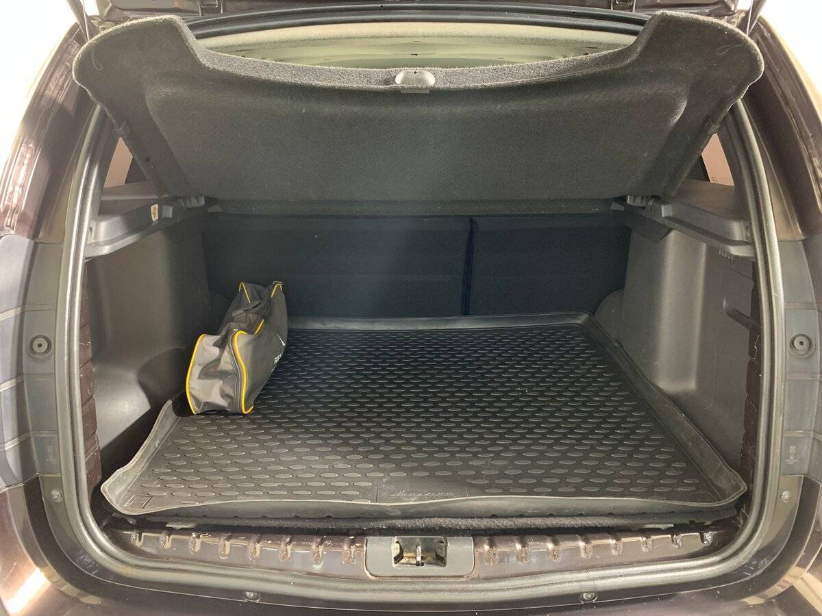 Б/У Рено Дастер 2017 года. Фото: #17