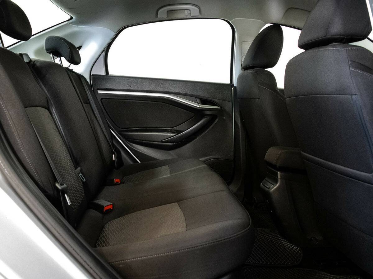 Б/У Лада (ВАЗ) Веста 2021 года. Фото: #13