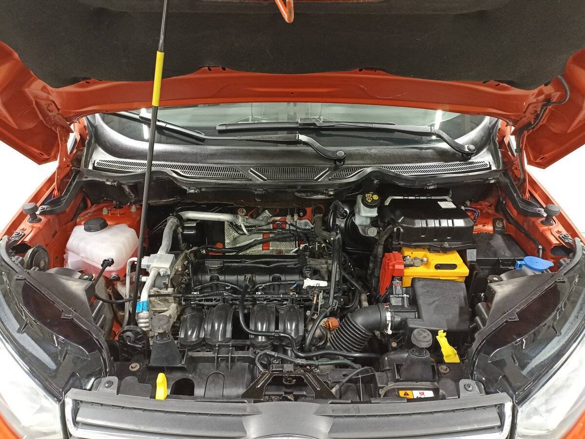 Б/У Форд ЭкоСпорт 2014 года. Фото: #8