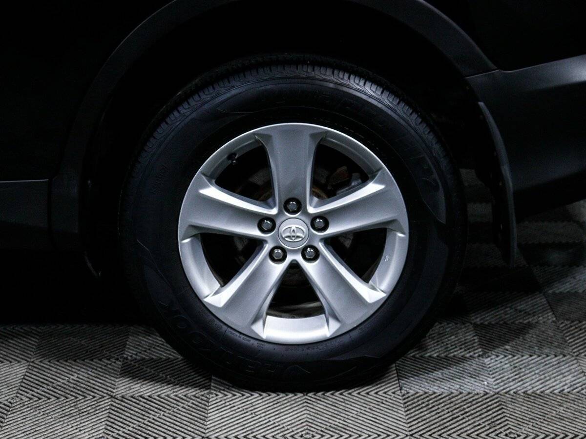 Б/У Тойота Рав4 2013 года. Фото: #14