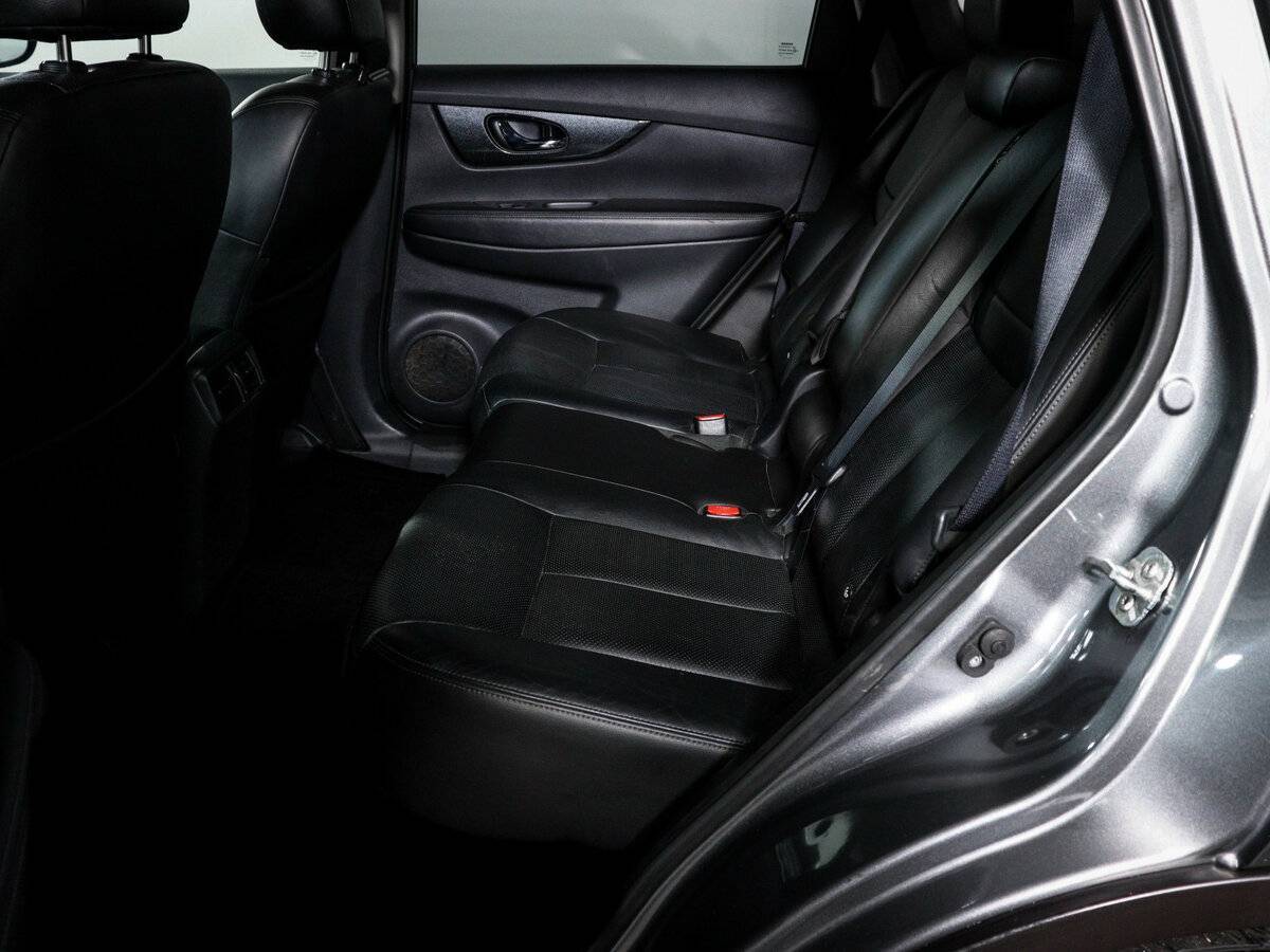 Б/У Ниссан Икс-Трейл 2015 года. Фото: #9