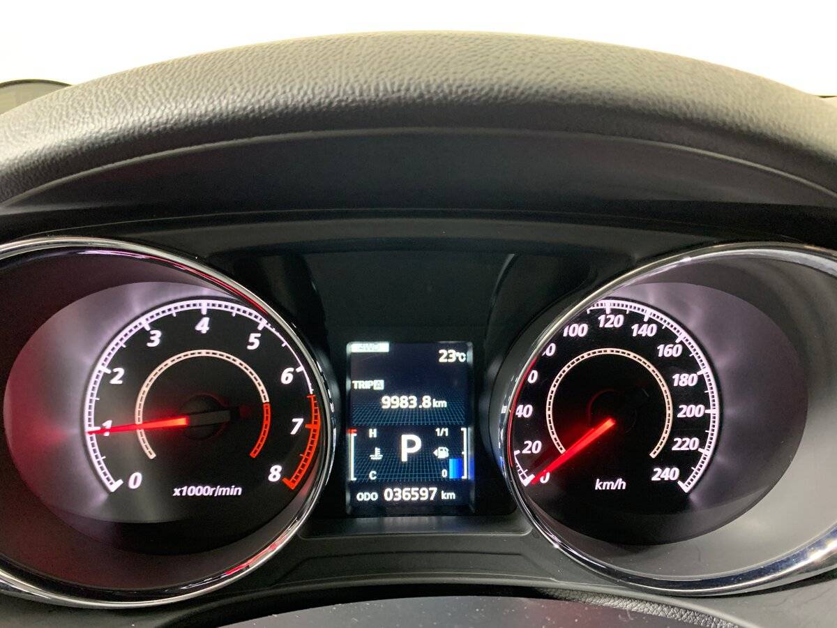 Б/У Митсубиши АС-Икс 2014 года. Фото: #13