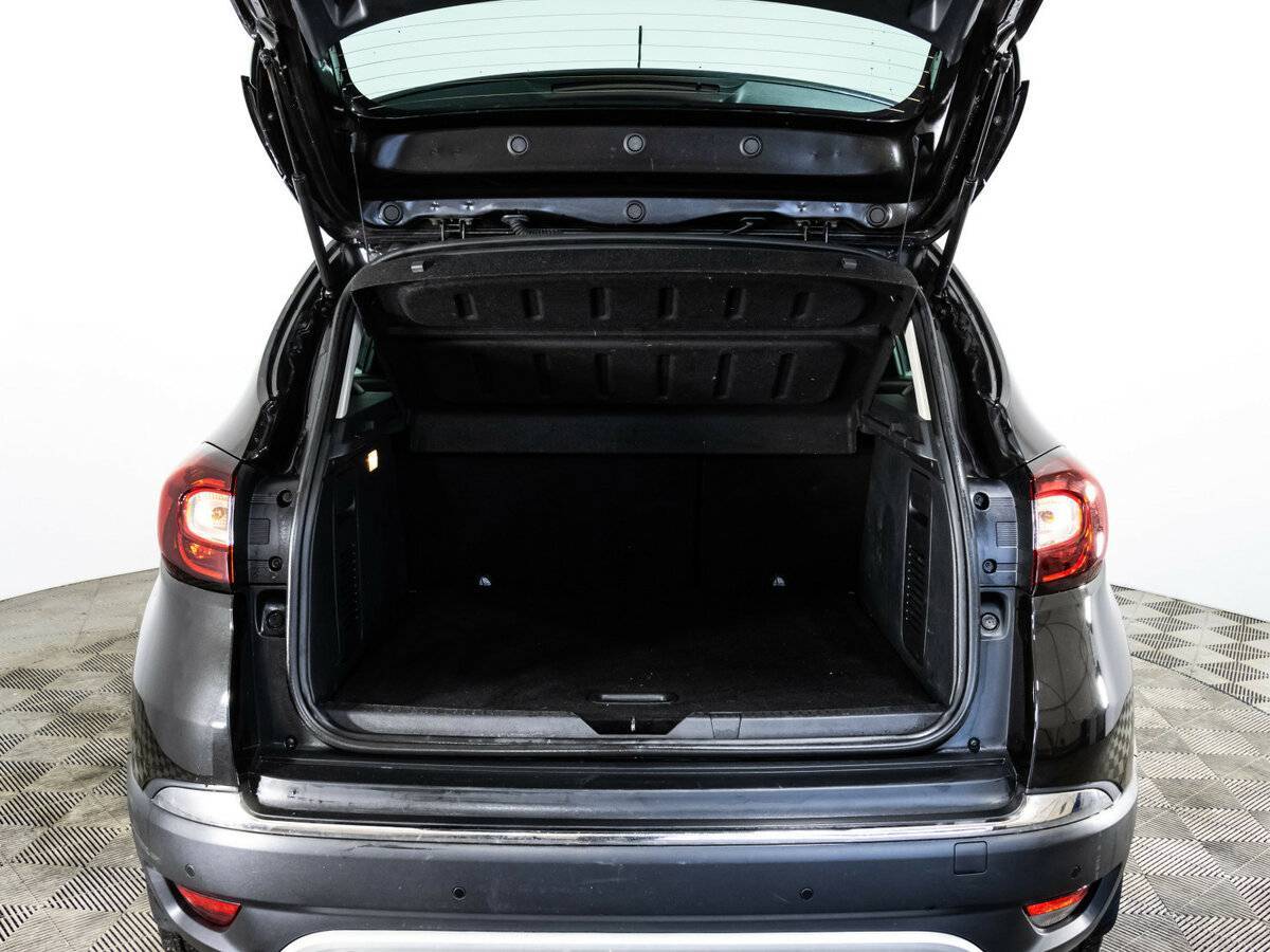 Б/У Рено Каптюр 2018 года. Фото: #15