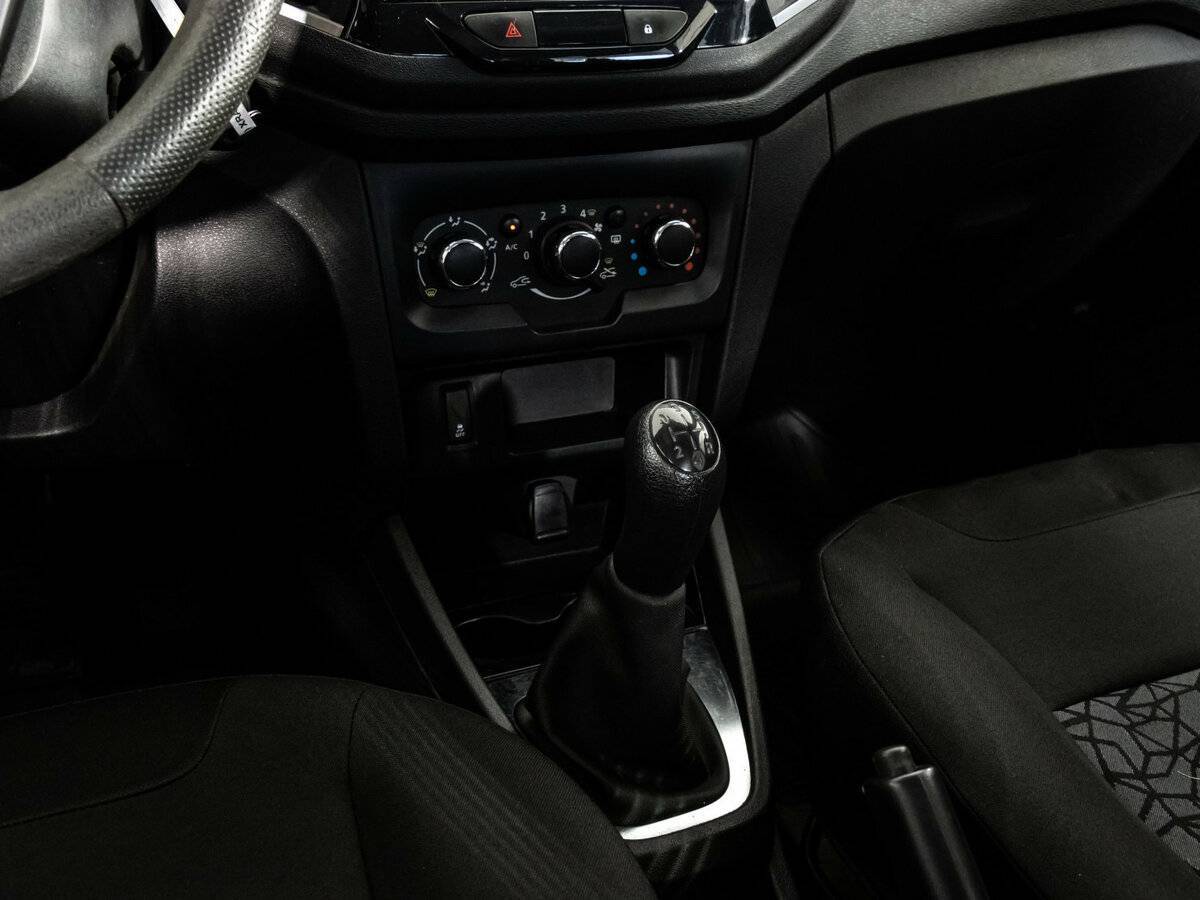 Б/У Лада (ВАЗ) ИКСРЭЙ 2018 года. Фото: #11