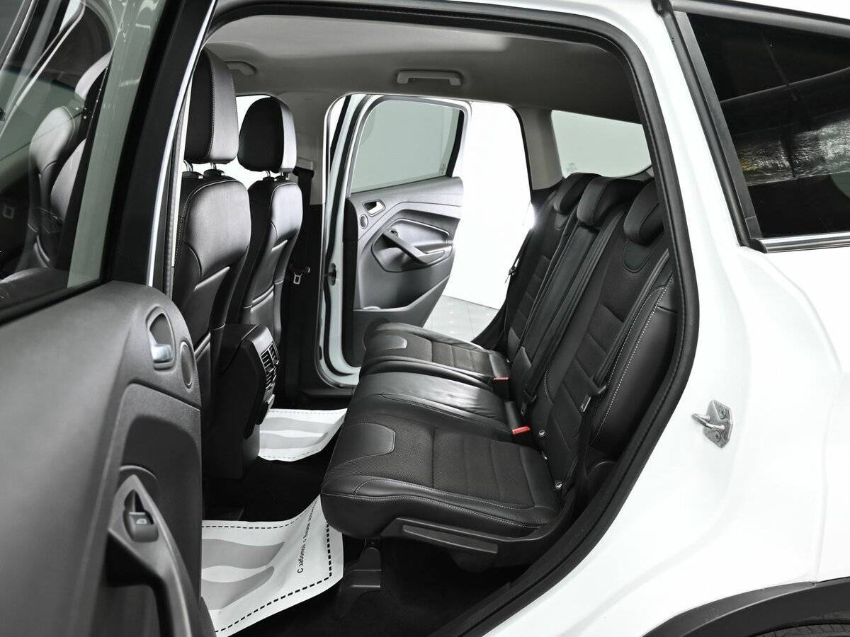 Б/У Форд Куга 2013 года. Фото: #13