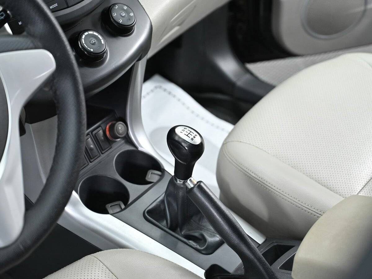 Б/У Лифан Икс60 2013 года. Фото: #10