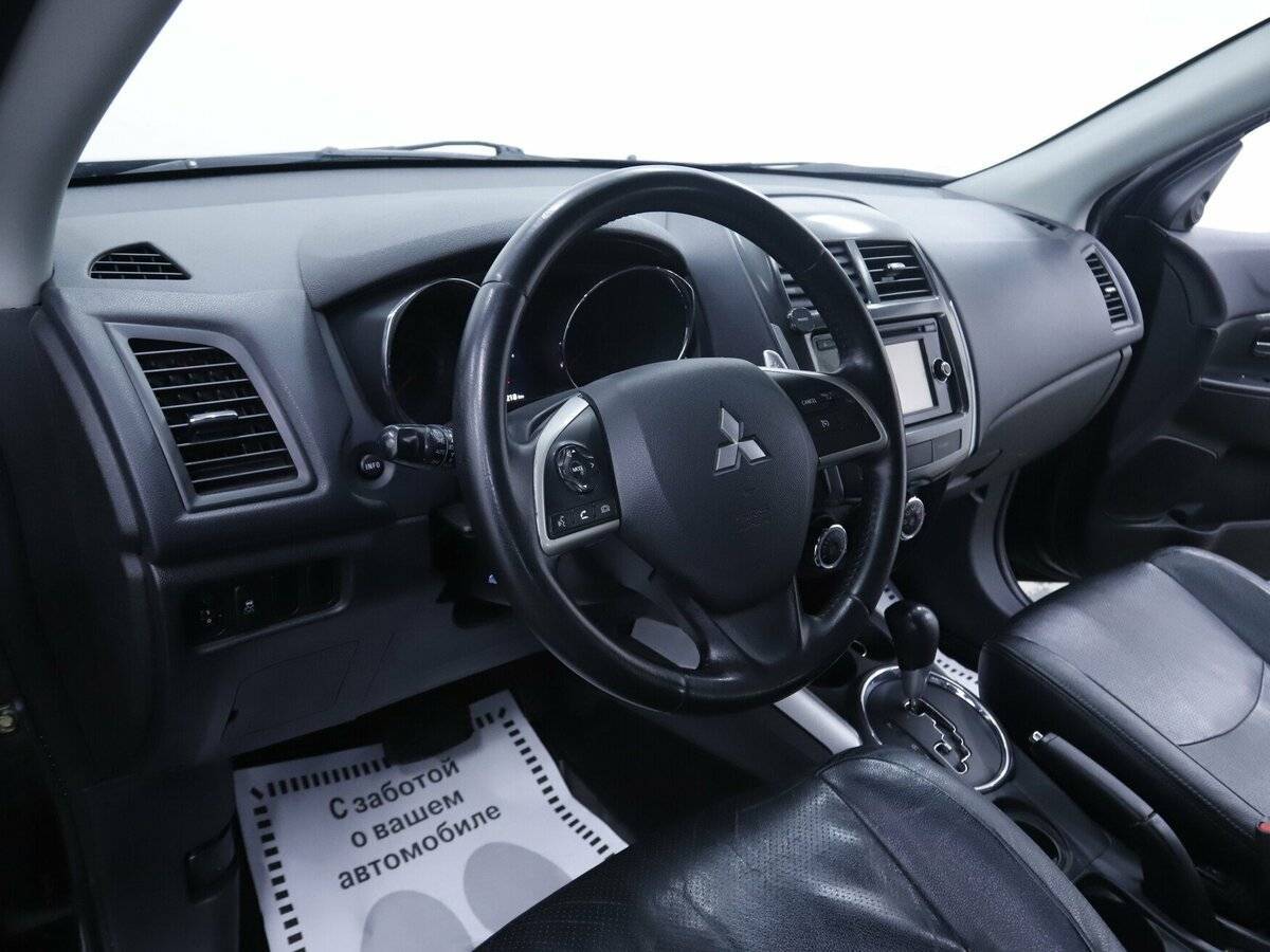 Б/У Митсубиши АС-Икс 2013 года. Фото: #8