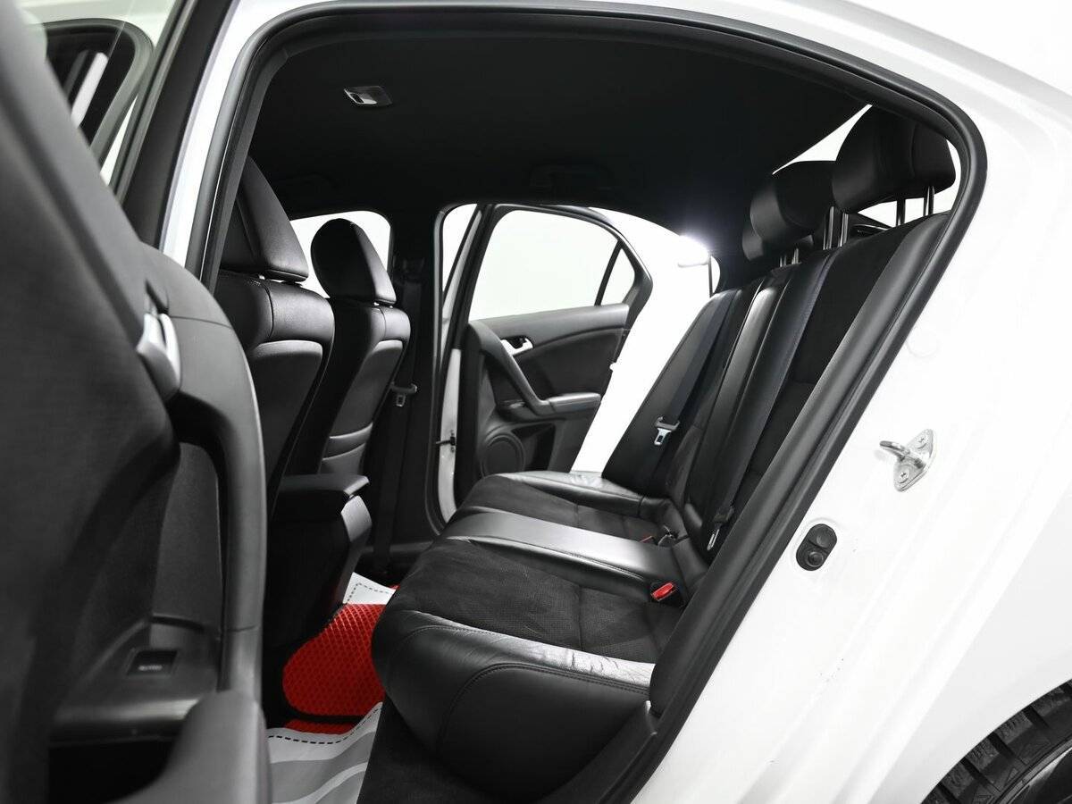 Б/У Хонда Аккорд 2012 года. Фото: #13