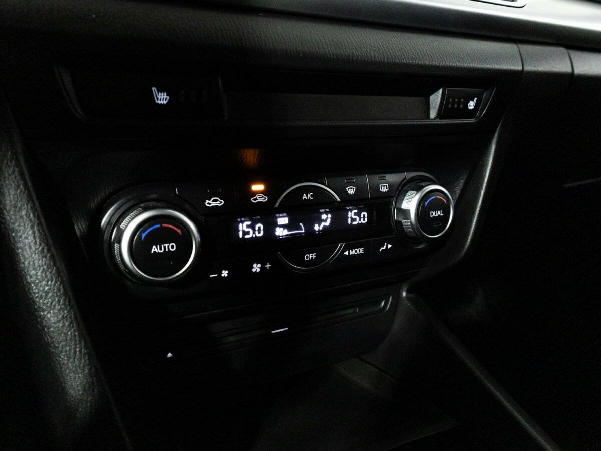 Б/У Мазда 3 2013 года. Фото: #16