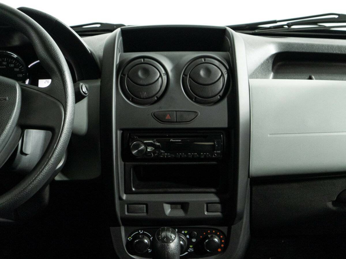 Б/У Рено Дастер 2016 года. Фото: #13