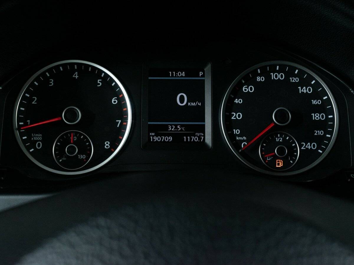 Б/У Фольксваген Тигуан 2013 года. Фото: #12