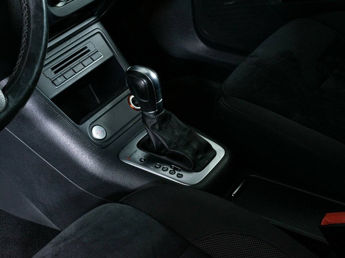 Б/У Фольксваген Тигуан 2013 года. Фото: #14