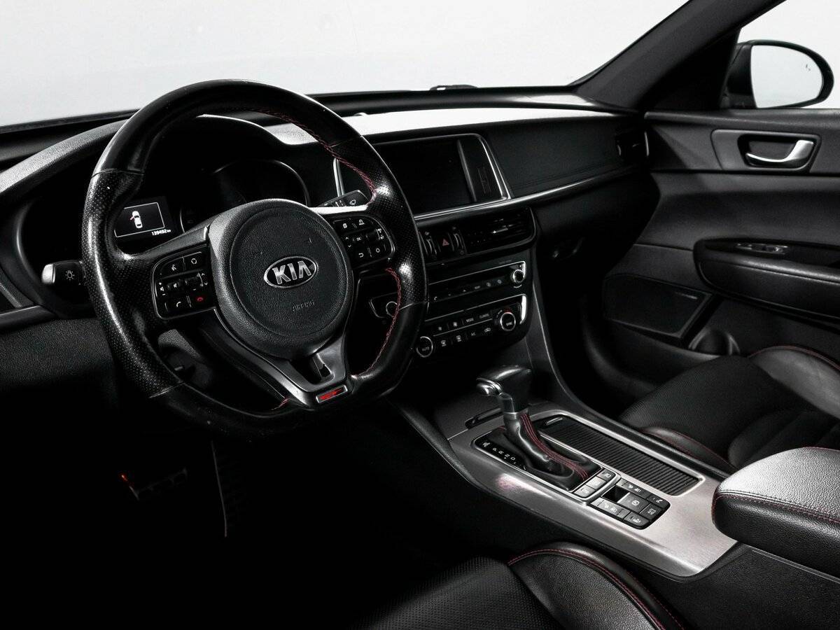 Б/У Киа Оптима 2017 года. Фото: #13