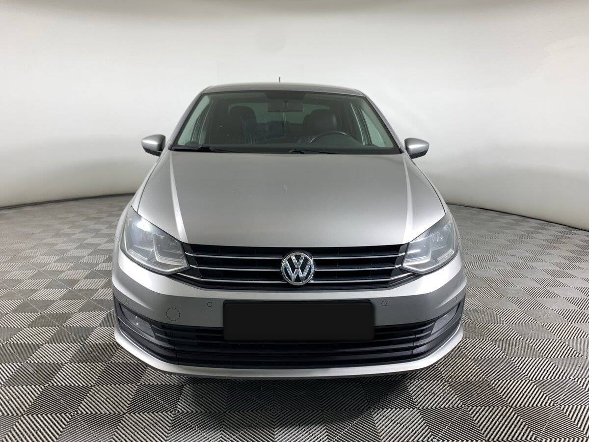 Б/У Фольксваген Поло 2019 года. Фото: #1