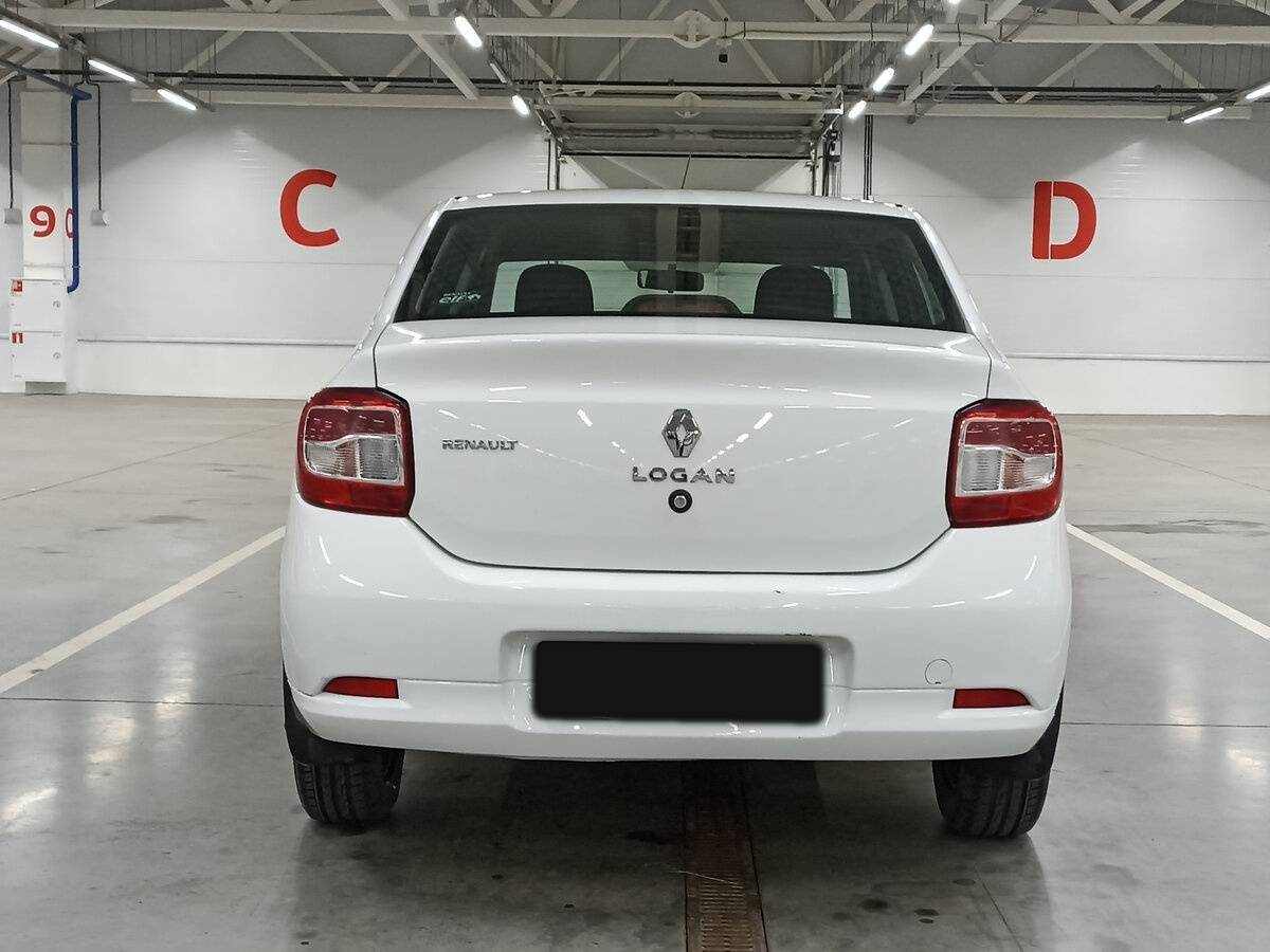 Б/У Рено Логан 2017 года. Фото: #5