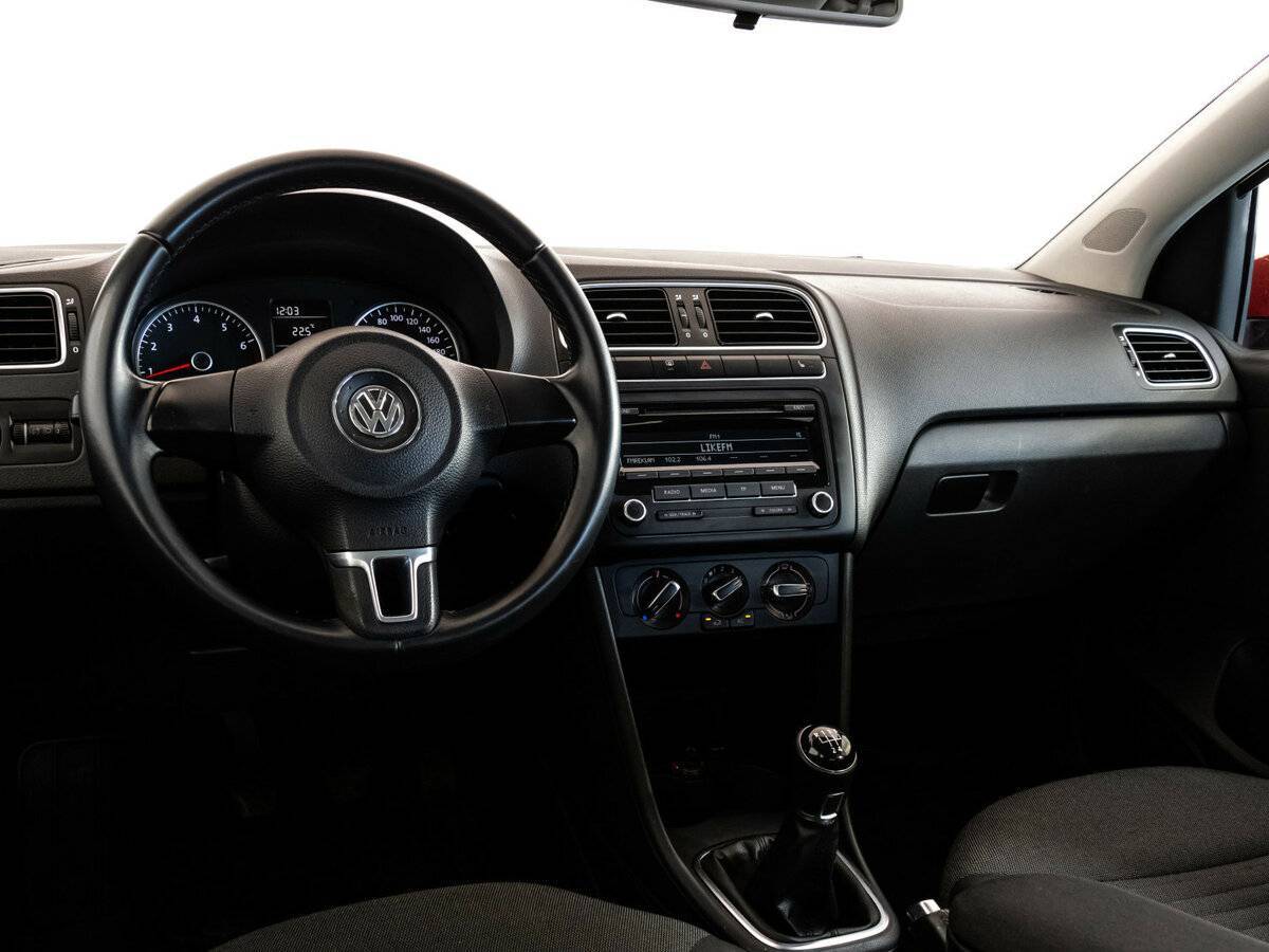 Б/У Фольксваген Поло 2013 года. Фото: #10