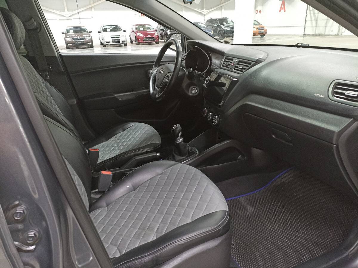 Б/У Киа Рио 2016 года. Фото: #10