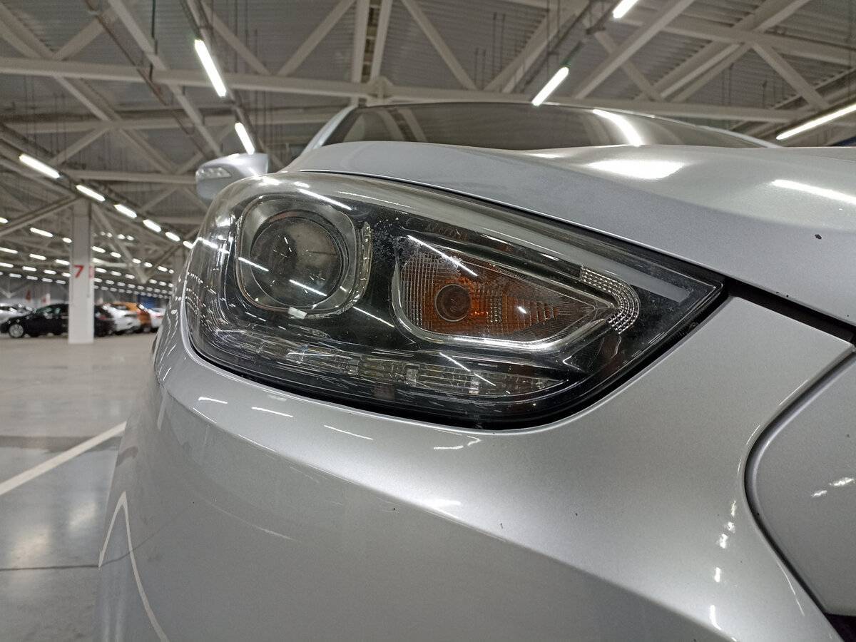 Б/У Хендай ай-икс35 2014 года. Фото: #16