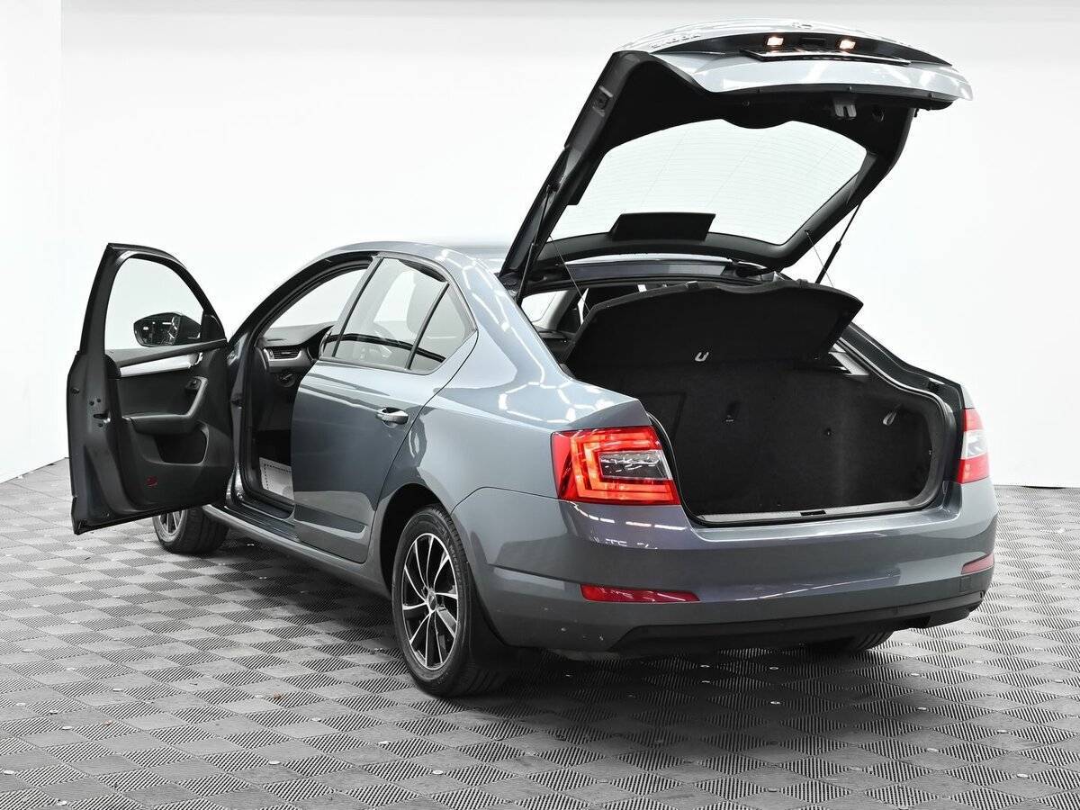 Б/У Шкода Октавия 2014 года. Фото: #4