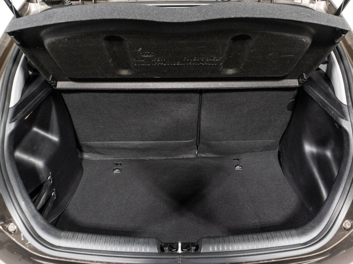 Б/У Киа Рио 2016 года. Фото: #14