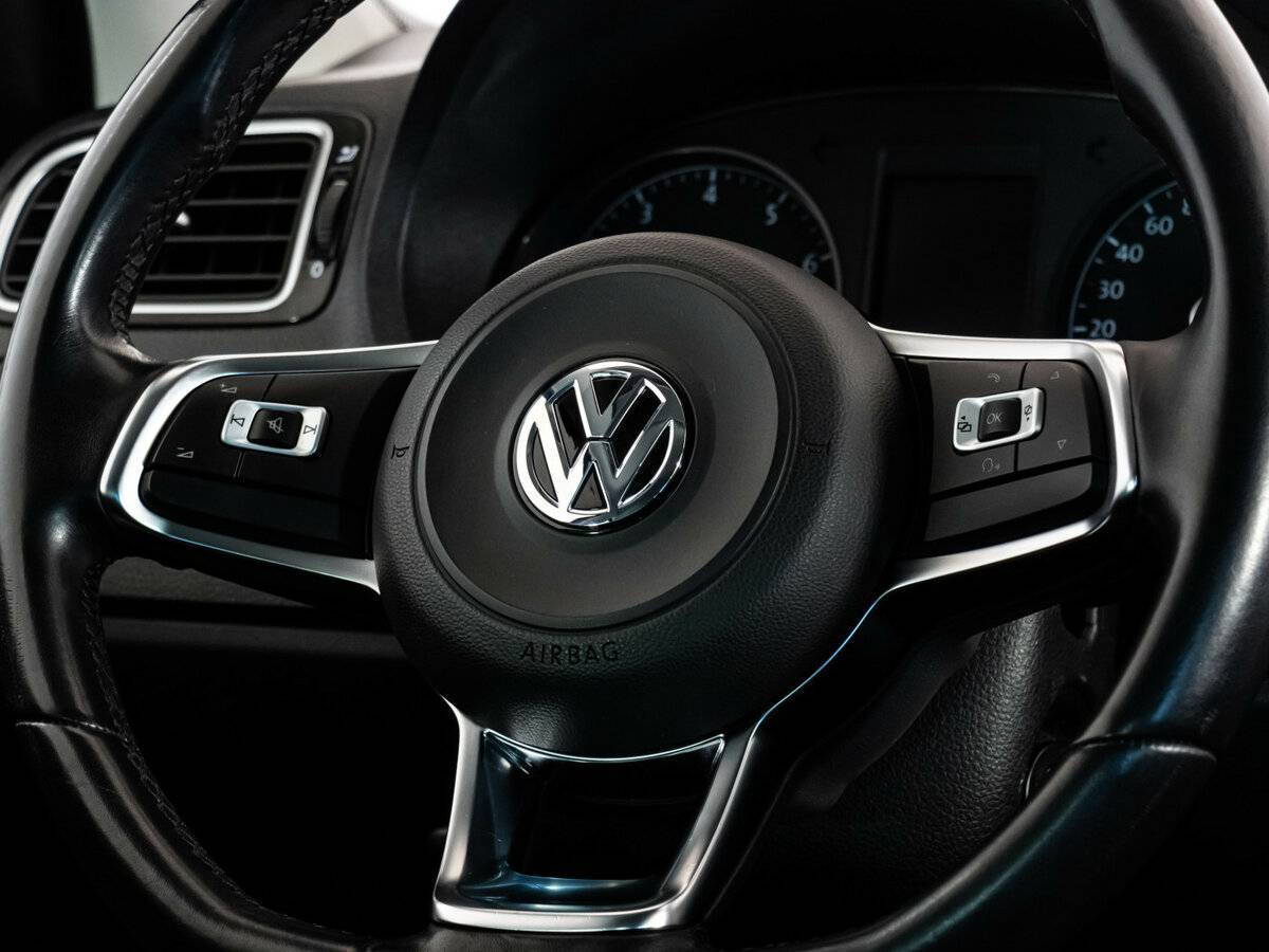 Б/У Фольксваген Поло 2019 года. Фото: #11