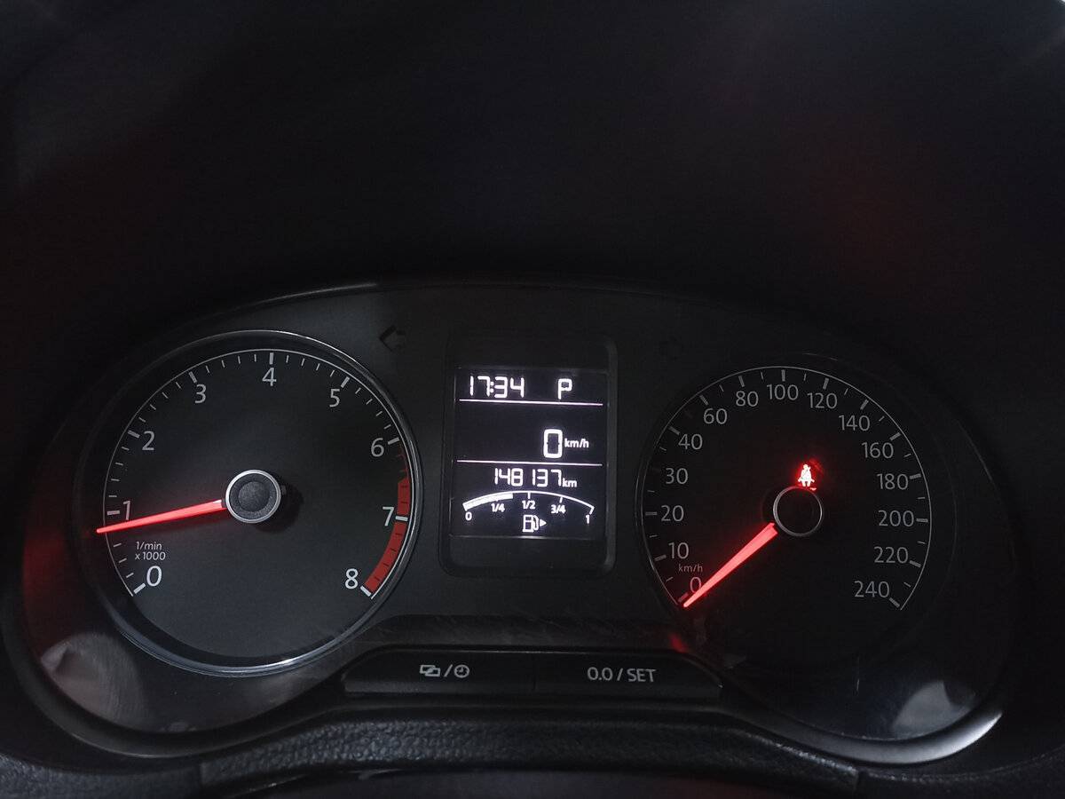 Б/У Фольксваген Поло 2018 года. Фото: #12