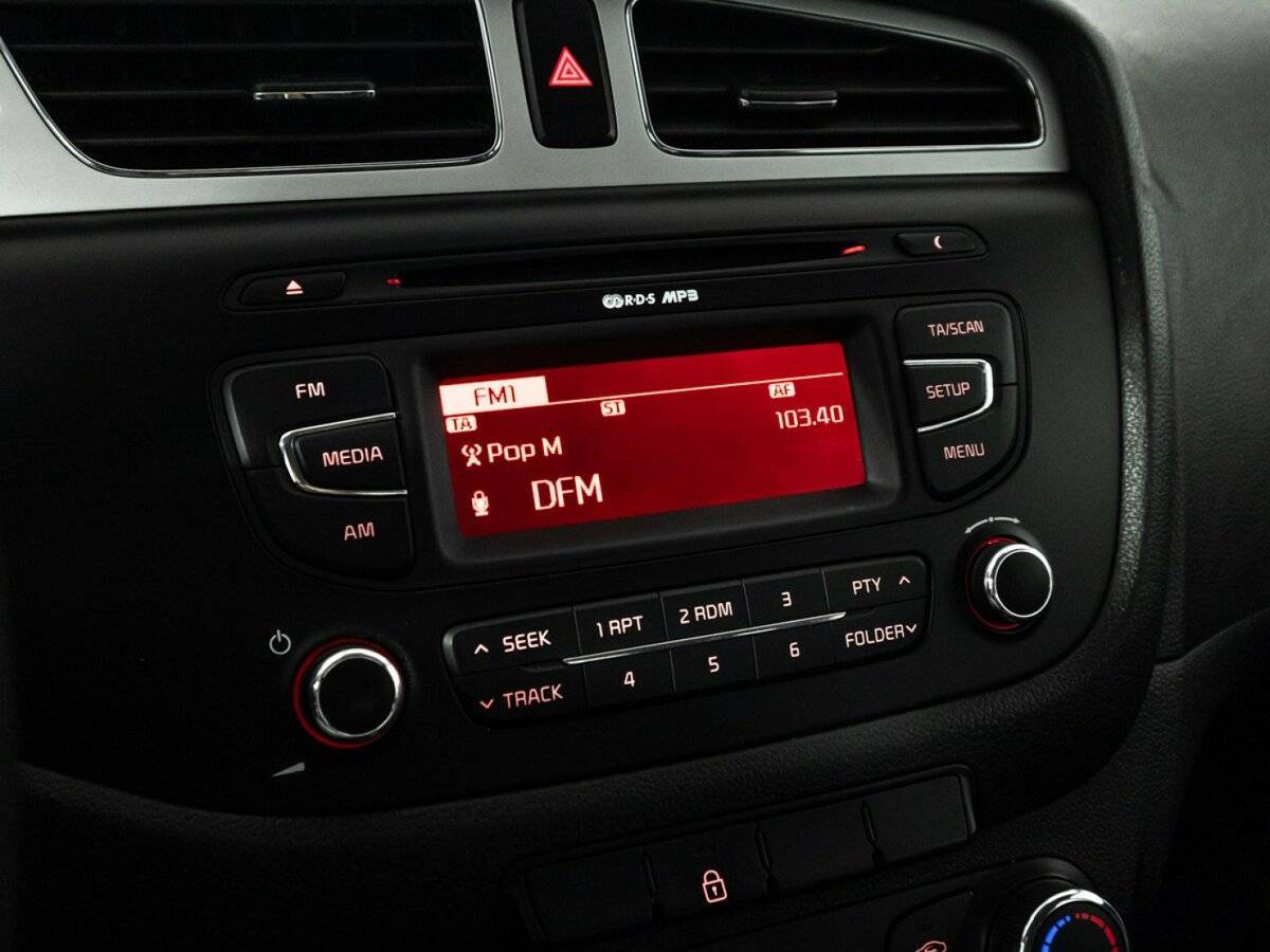 Б/У Киа Сид 2013 года. Фото: #14