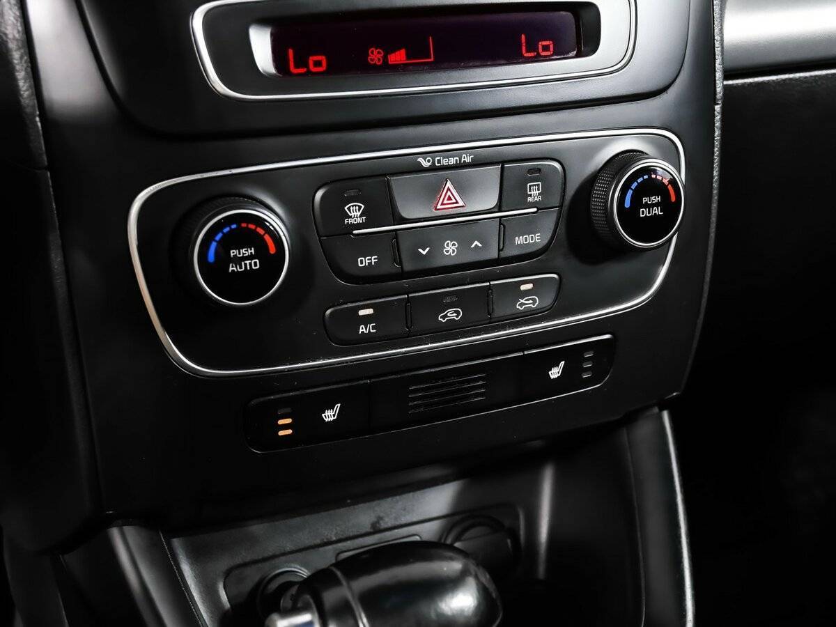 Б/У Киа Соренто 2013 года. Фото: #14