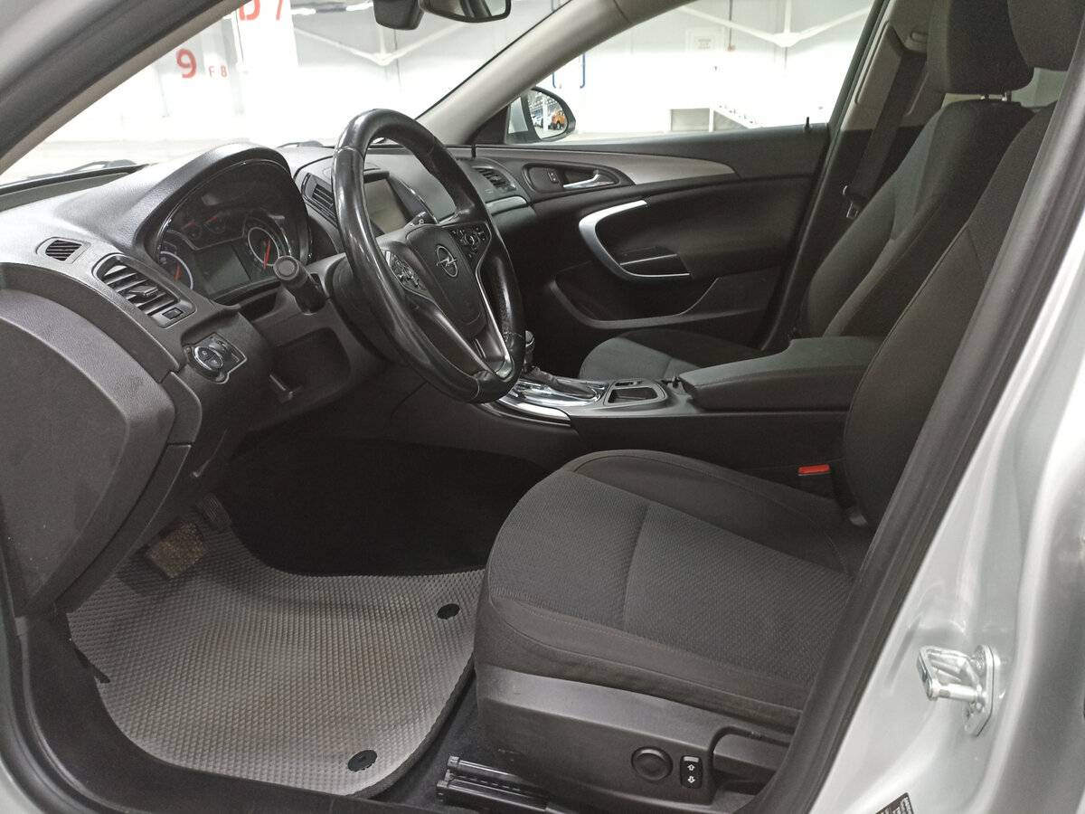 Б/У Опель Инсигния 2014 года. Фото: #15