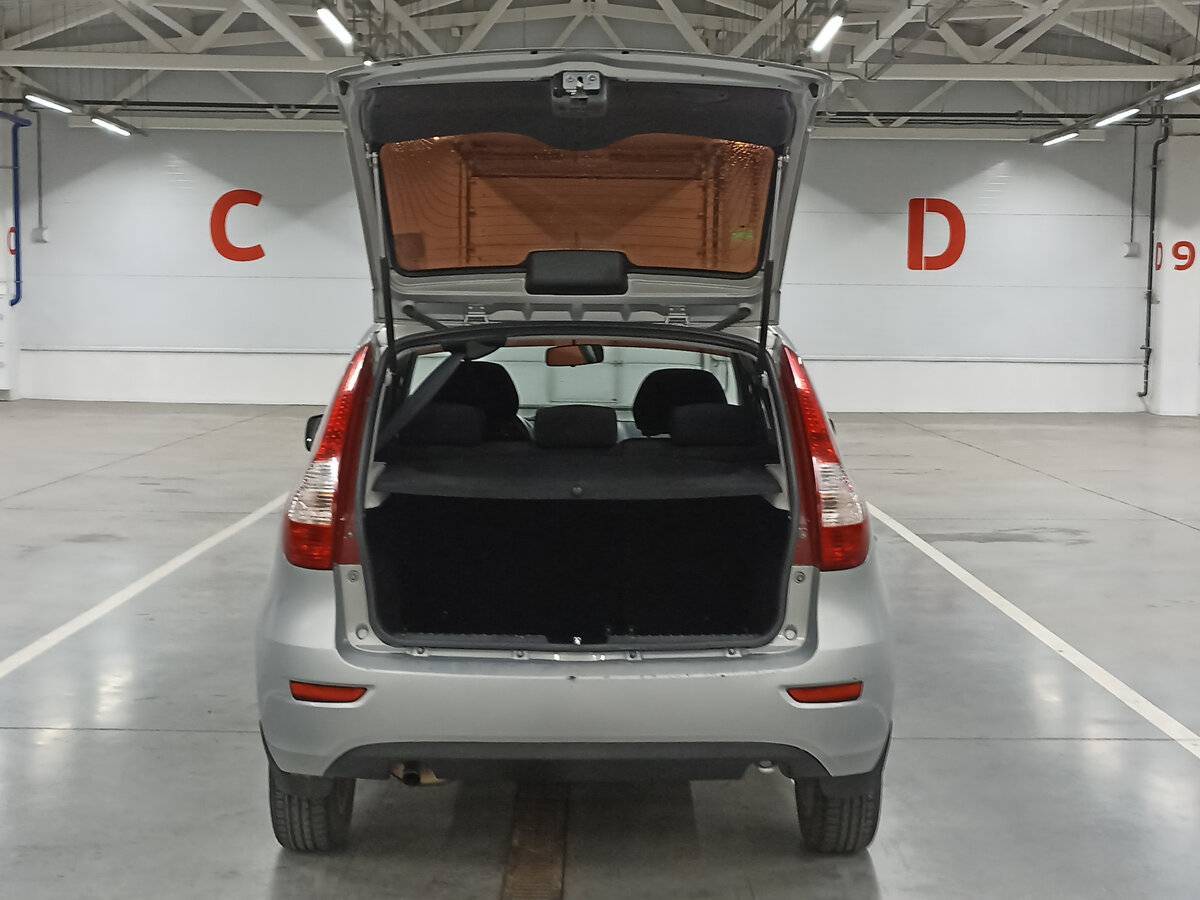 Б/У Лада (ВАЗ) Калина 2013 года. Фото: #9